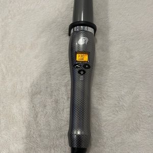 T3 hair curler
